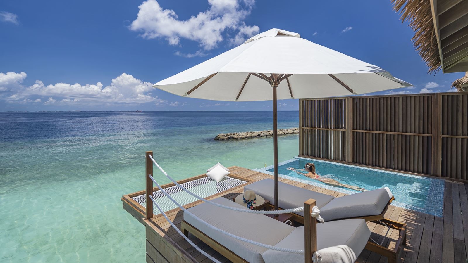 rooms-sunset-water-villa