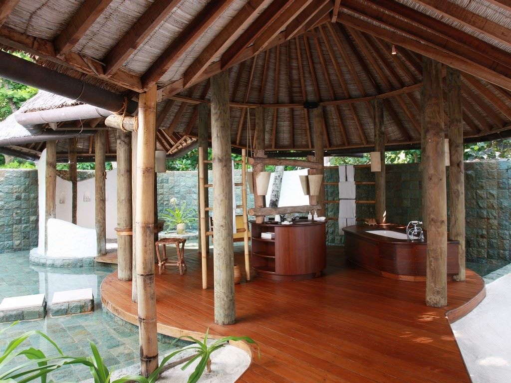 rooms-crusoe-suite-three-bedroom-with-pool