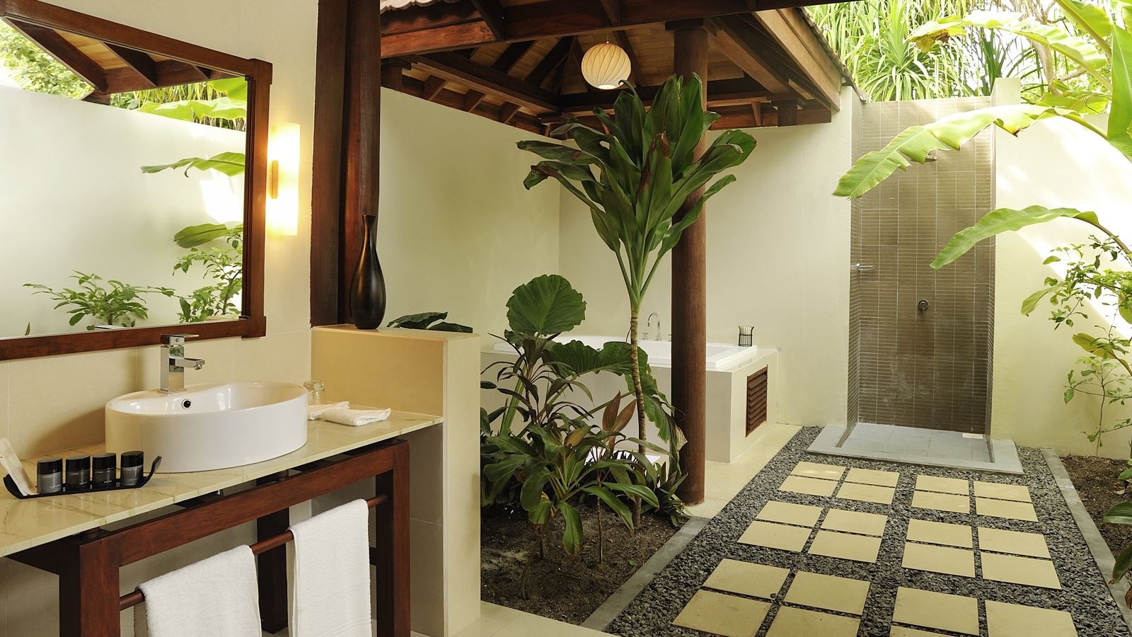 rooms-beach-villa-superior-sea-view