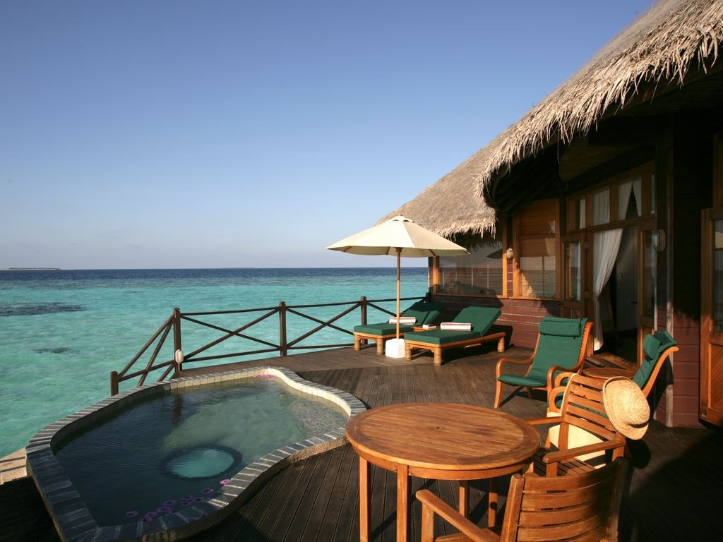 rooms-sunset-lagoon-villa