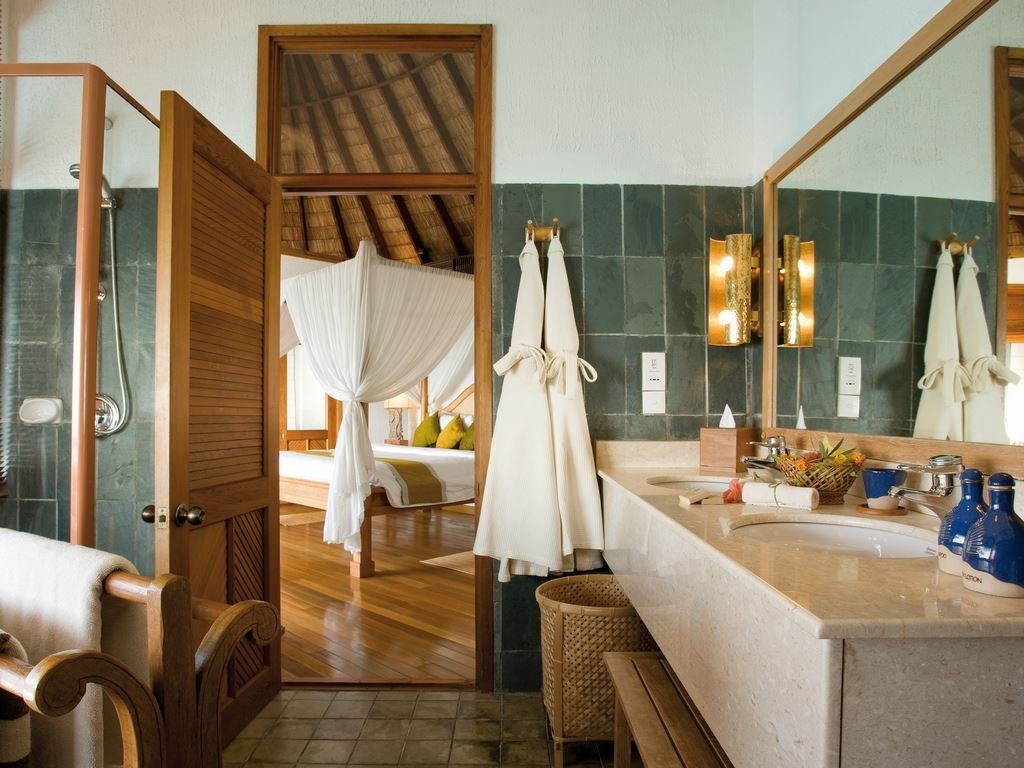 rooms-sunset-lagoon-villa