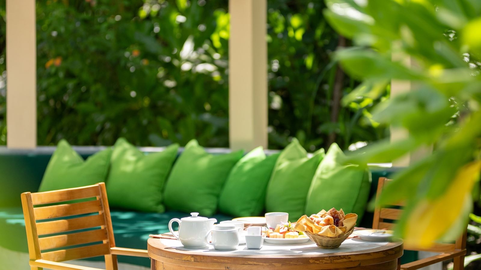 rooms-deluxe-pool-villa