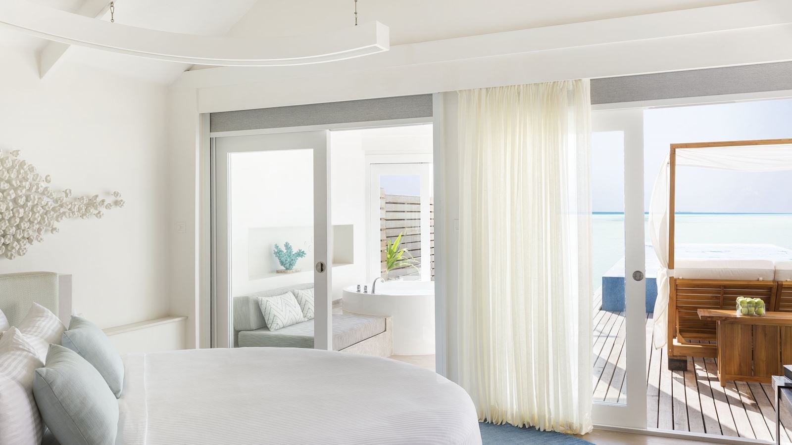 rooms-temptation-pool-water-villa