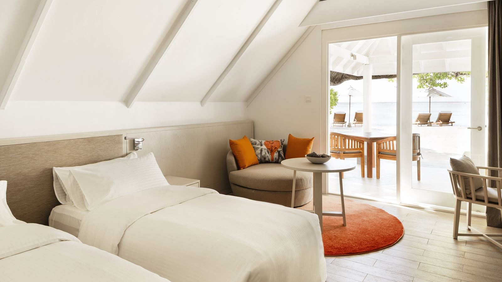 rooms-family-lagoon-pavilion