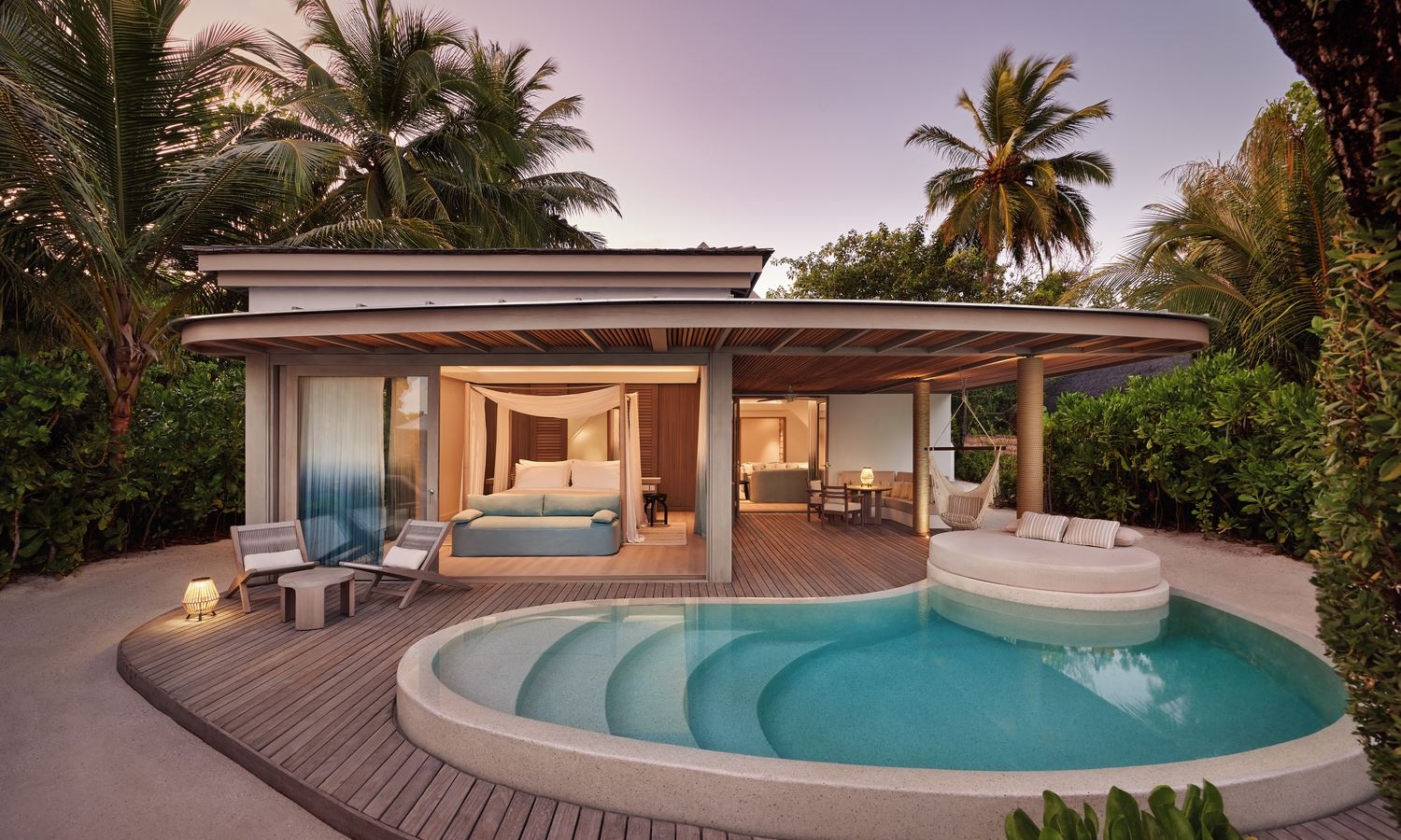 rooms-temptation-beach-pool-villa