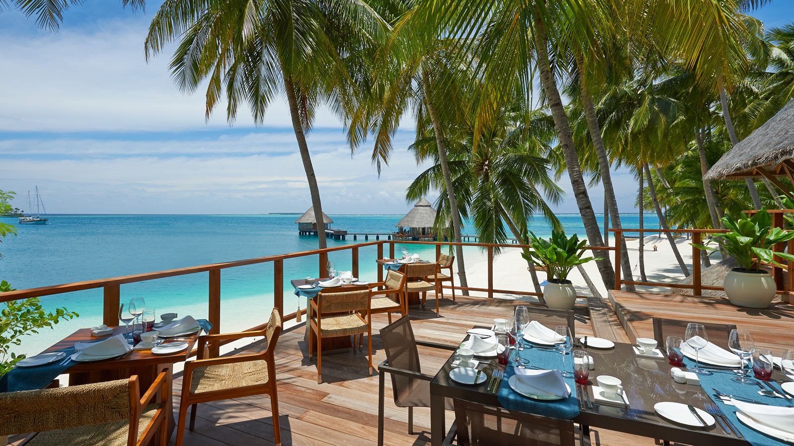 restaurants-ufaa-by-jereme-leung