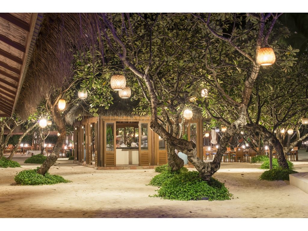 restaurants-atoll-market