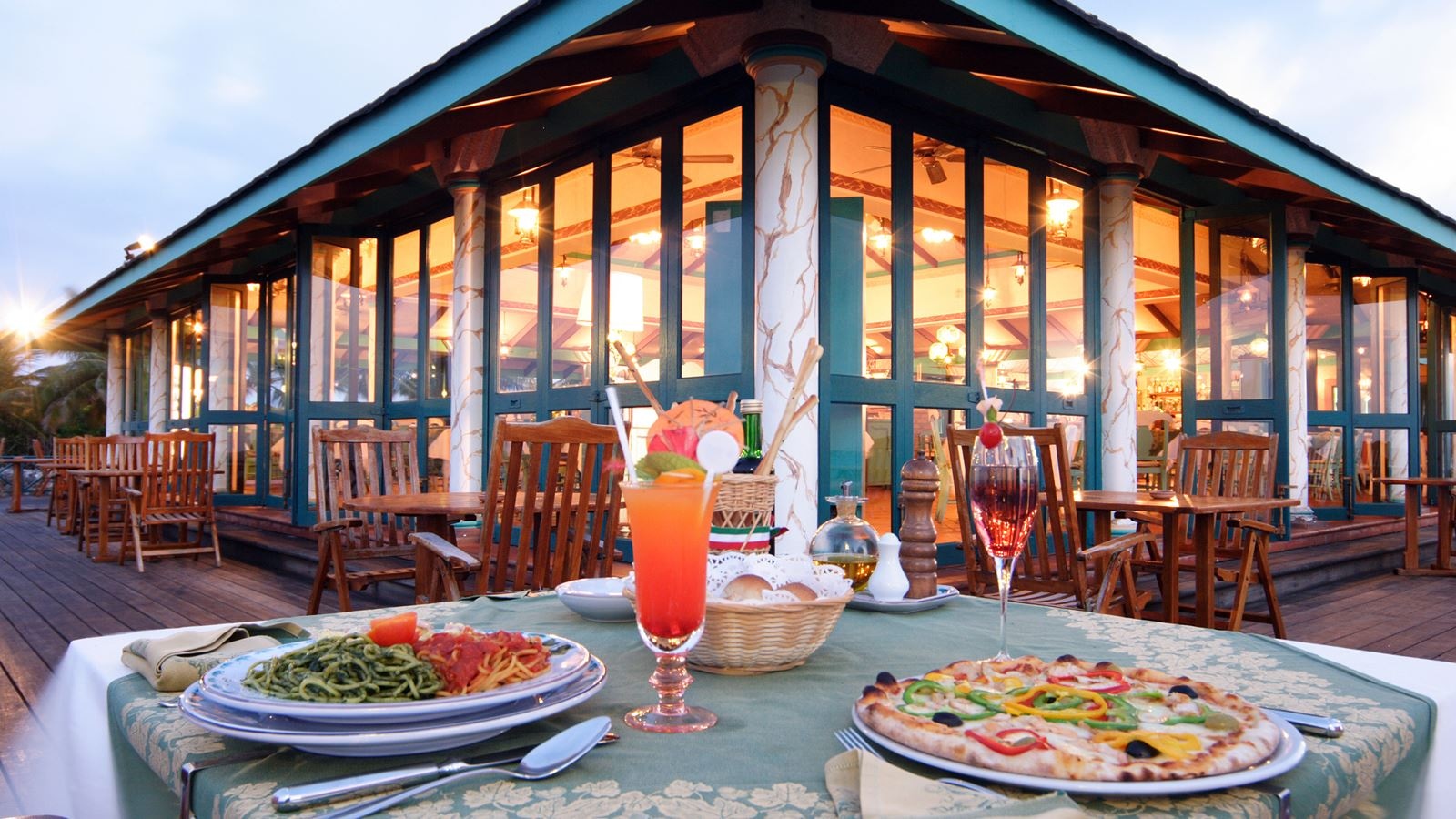 restaurants-ristorente-al-pontile