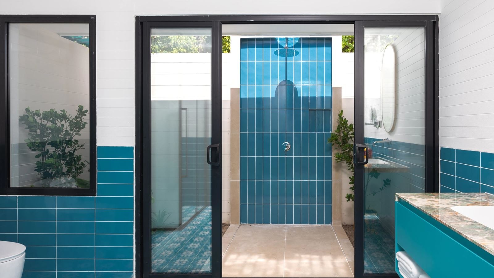 rooms-sunset-deluxe-beach-villas