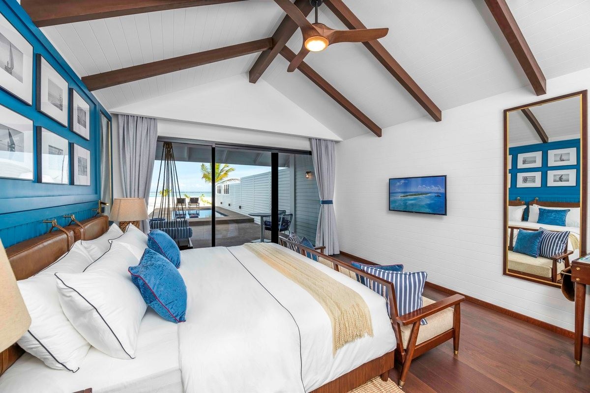 rooms-deluxe-beach-pool-villa
