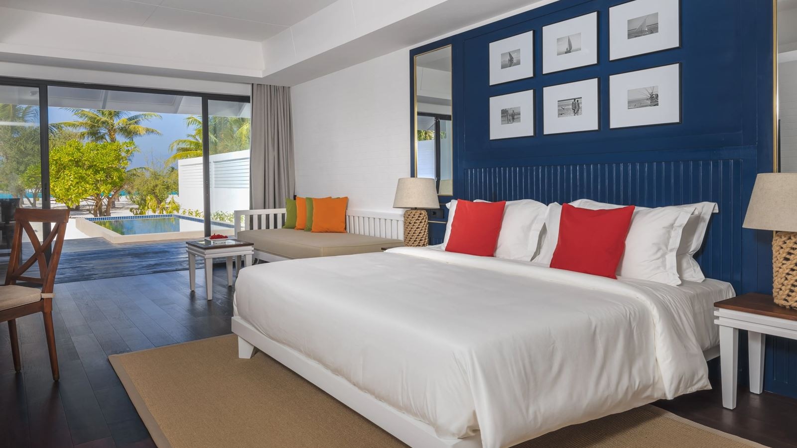 rooms-sunset-deluxe-beach-pool-villa