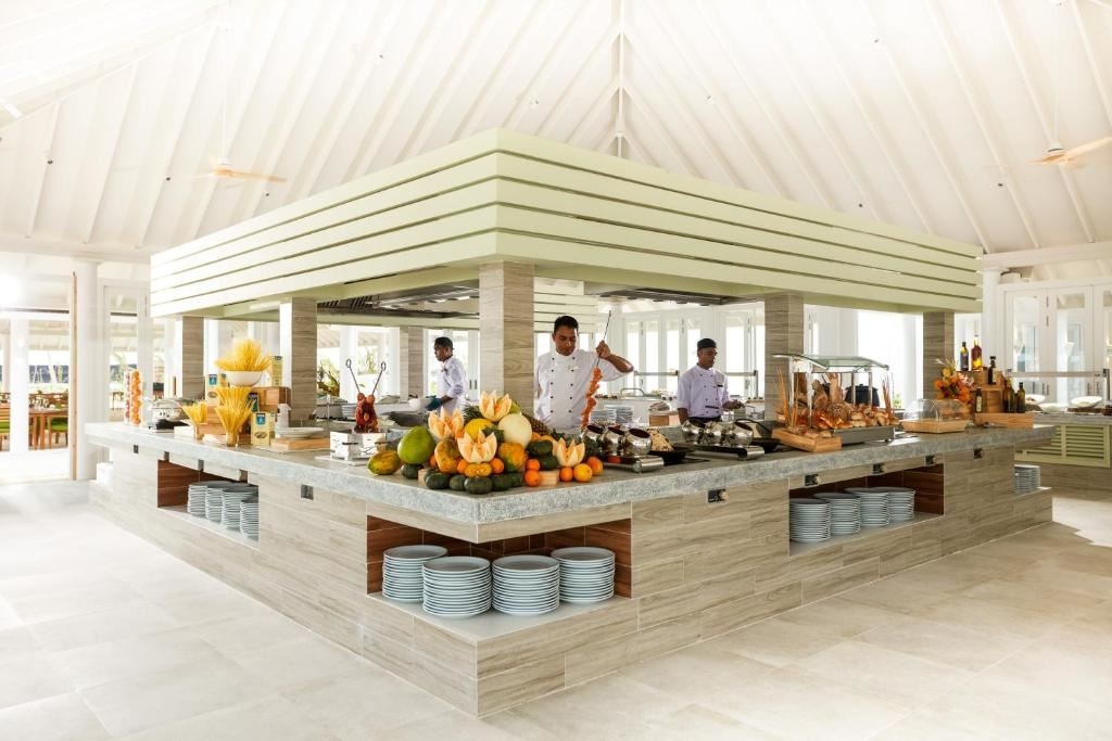 restaurants-restaurants