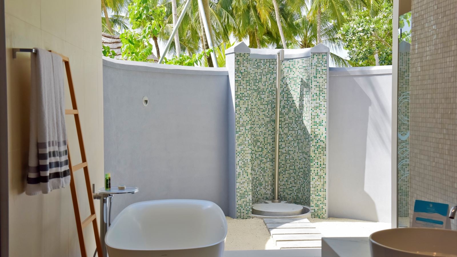 rooms-twobedroom-beach-house