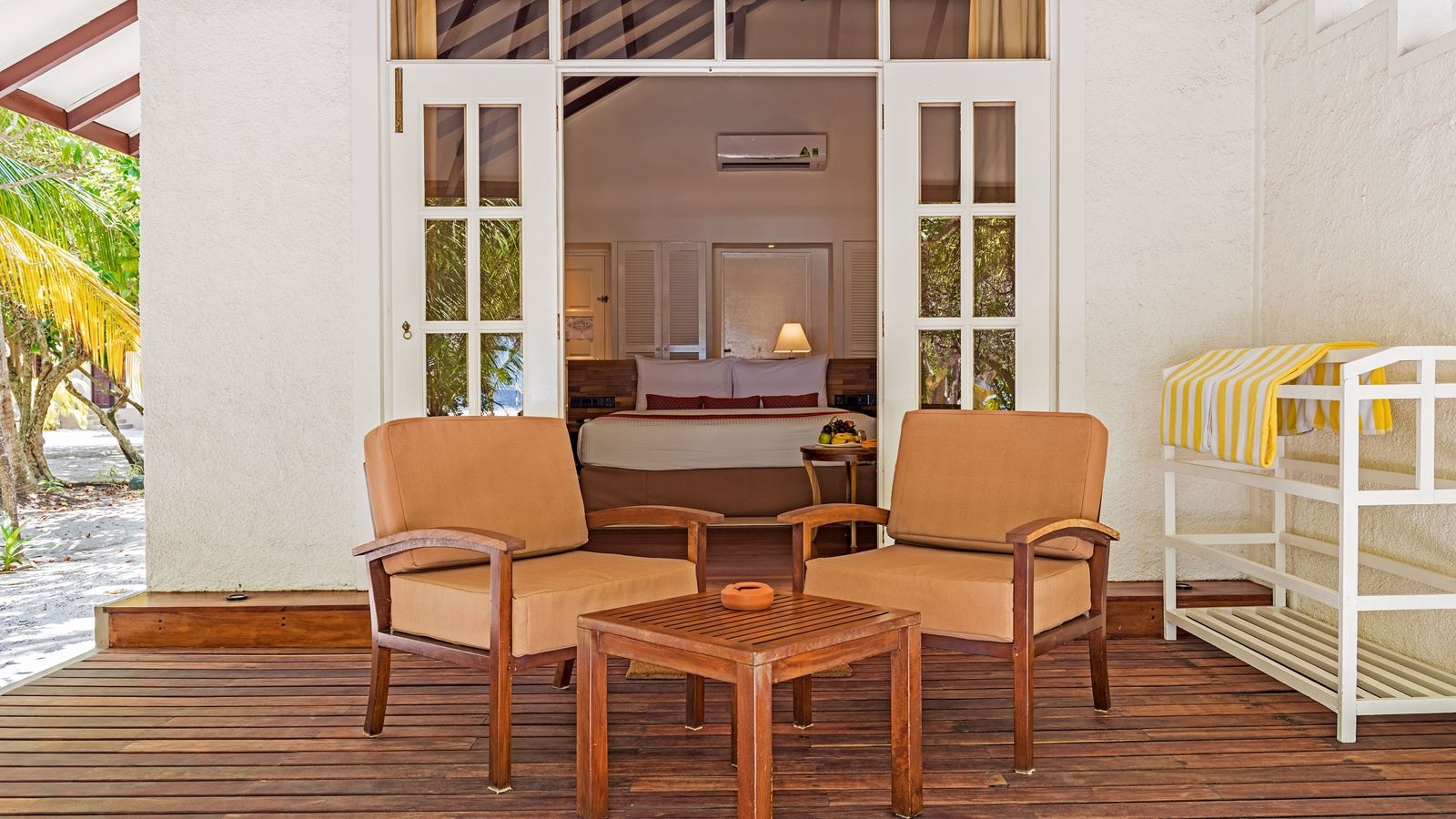 rooms-beach-villas
