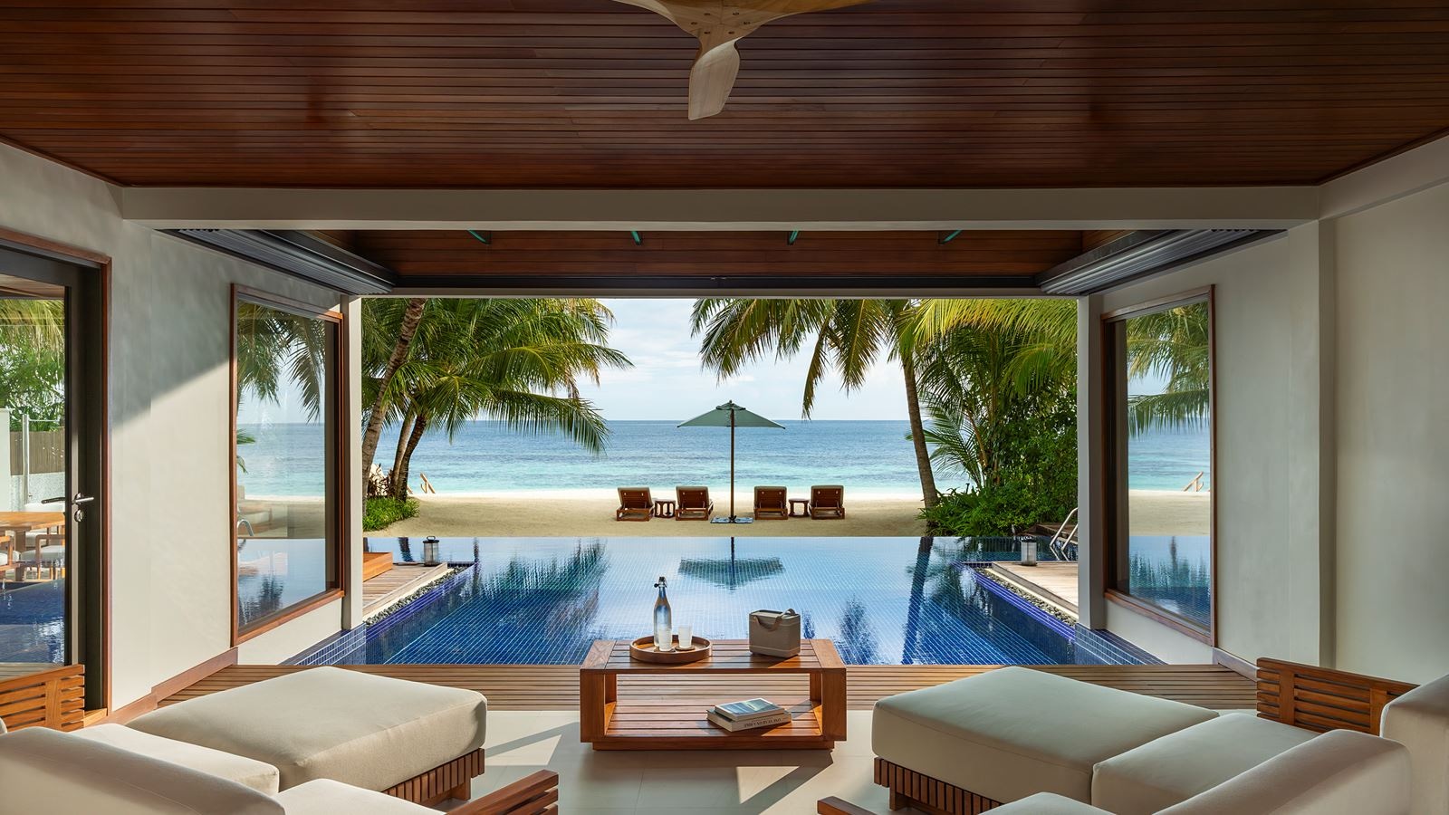 rooms-three-bedroom-beach-pavilion-with-pool