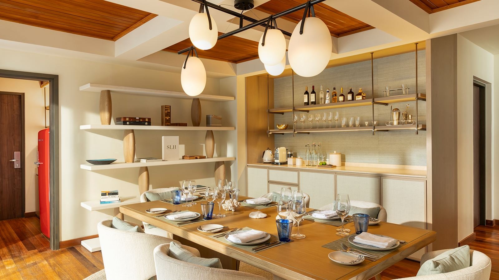 rooms-three-bedroom-beach-pavilion-with-pool