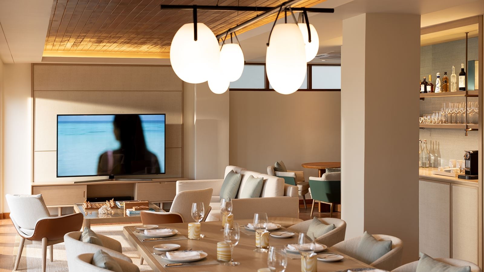 rooms-two-bedroom-beach-house-with-pool