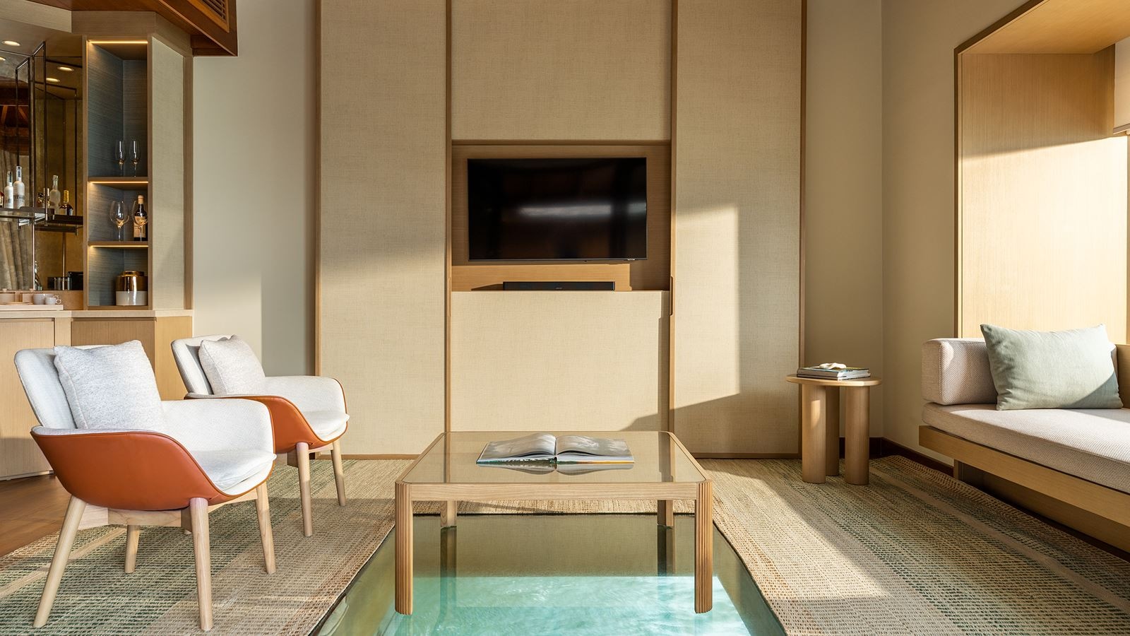 rooms-ocean-bungalow-with-pool