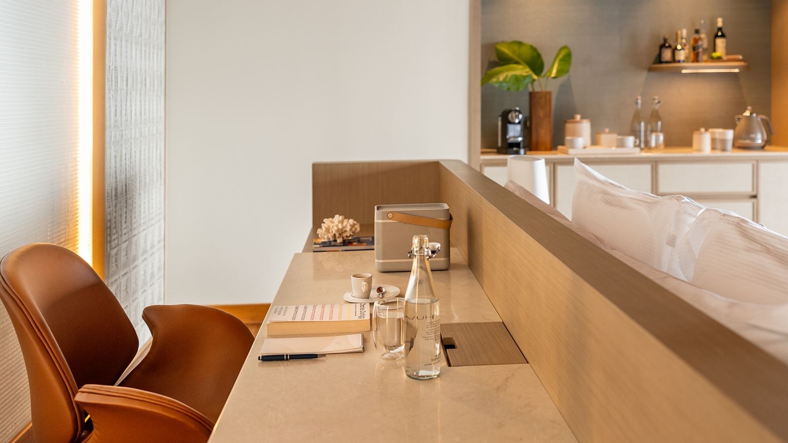 rooms-lagoon-bungalow-with-pool