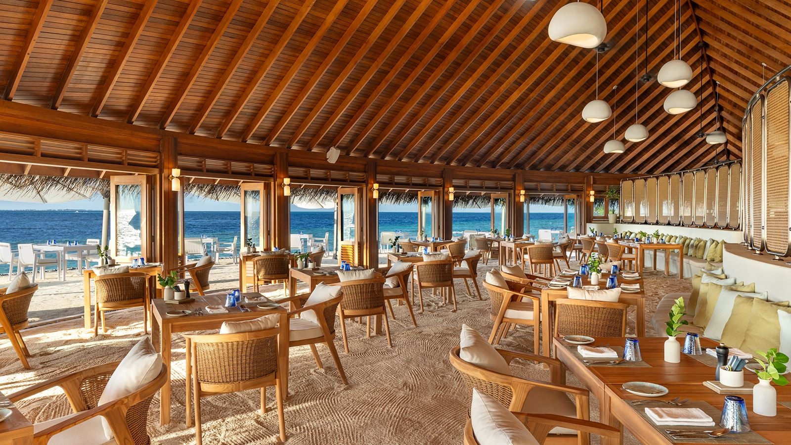 restaurants-restaurants