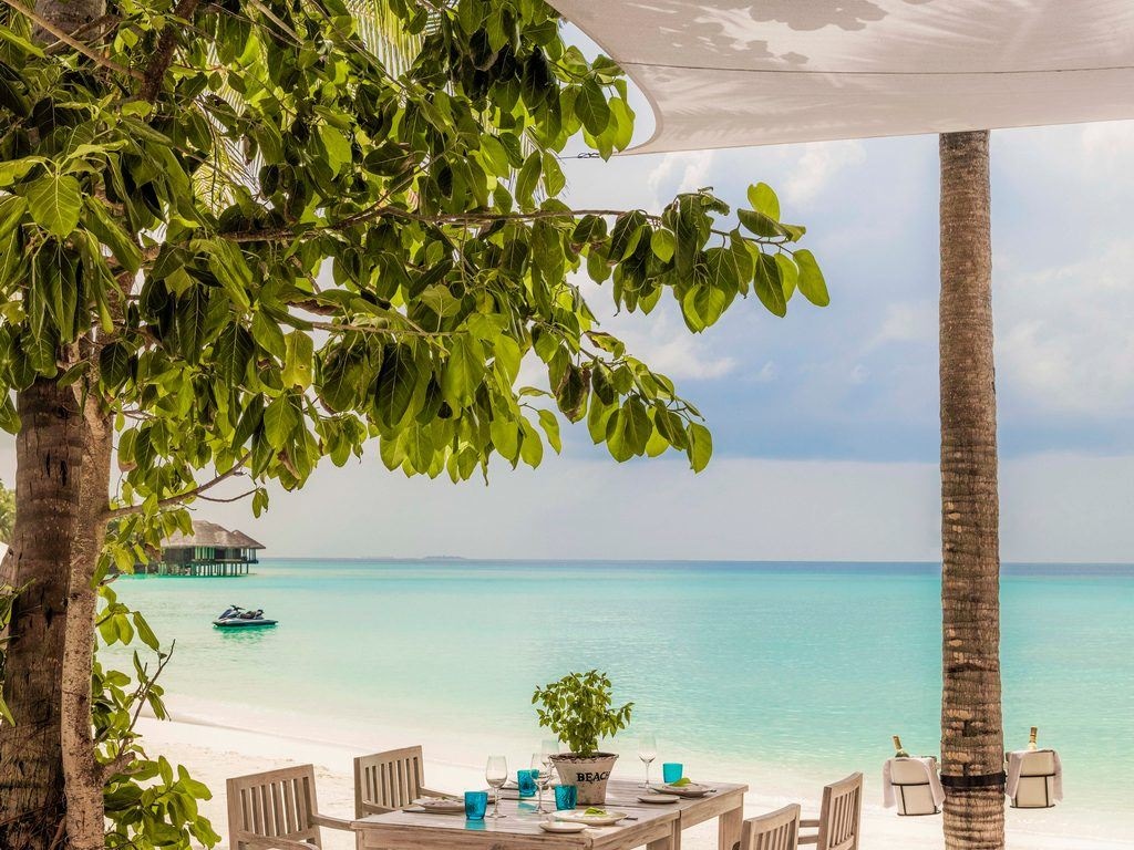 restaurants-beach-club