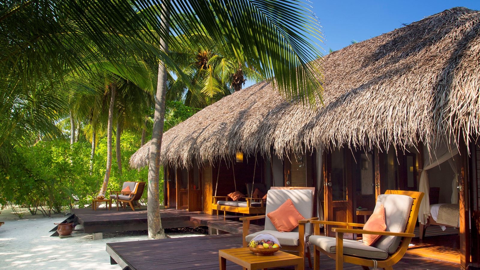 rooms-beach-villas-suites