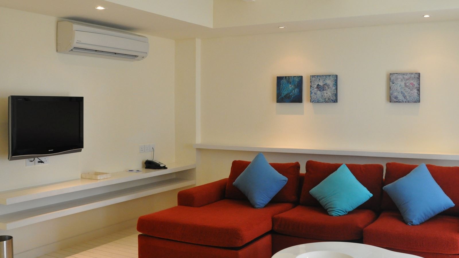 rooms-two-bedroom-beach-house-sea-view