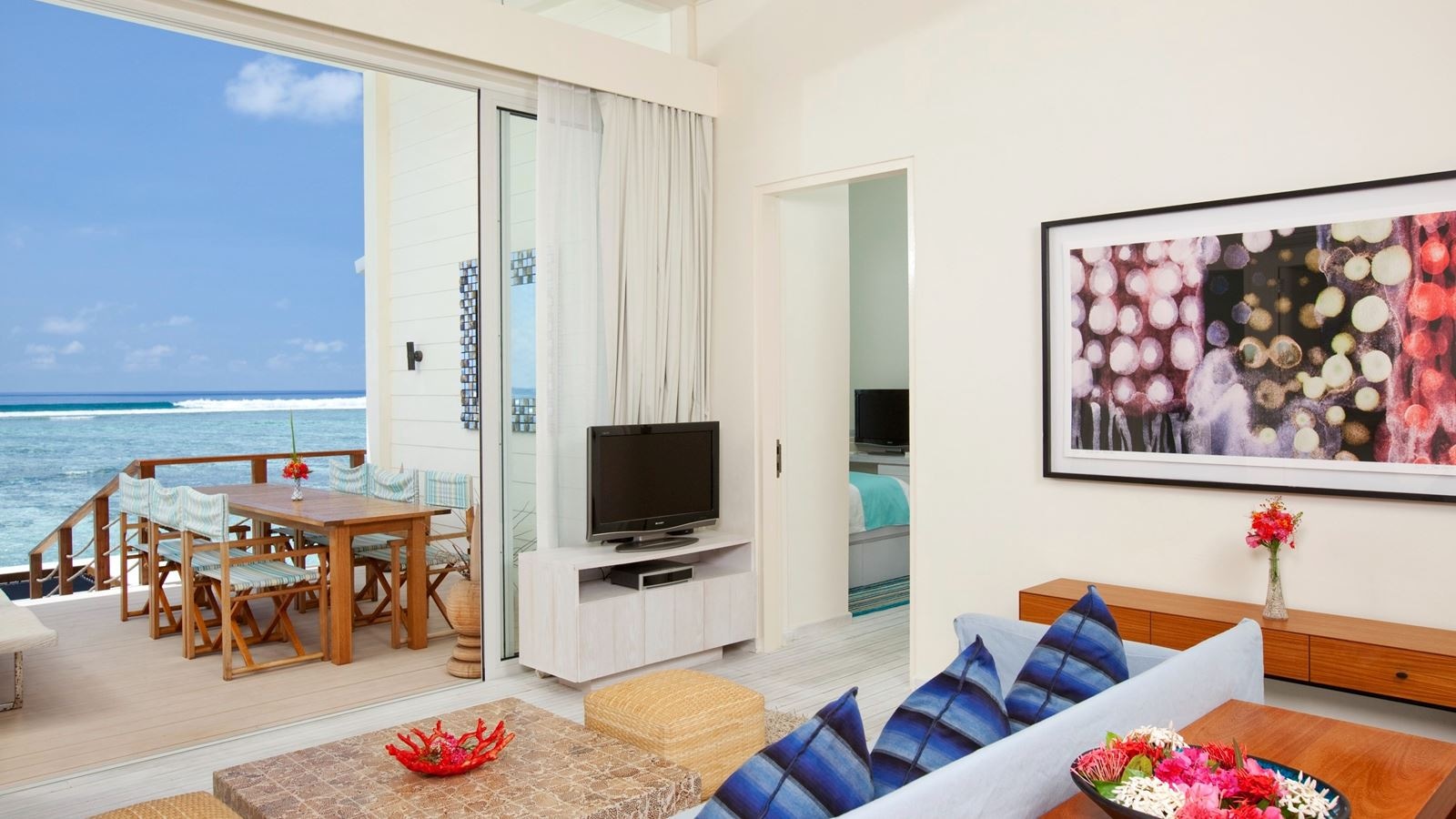 rooms-two-bedroom-overwater-villa