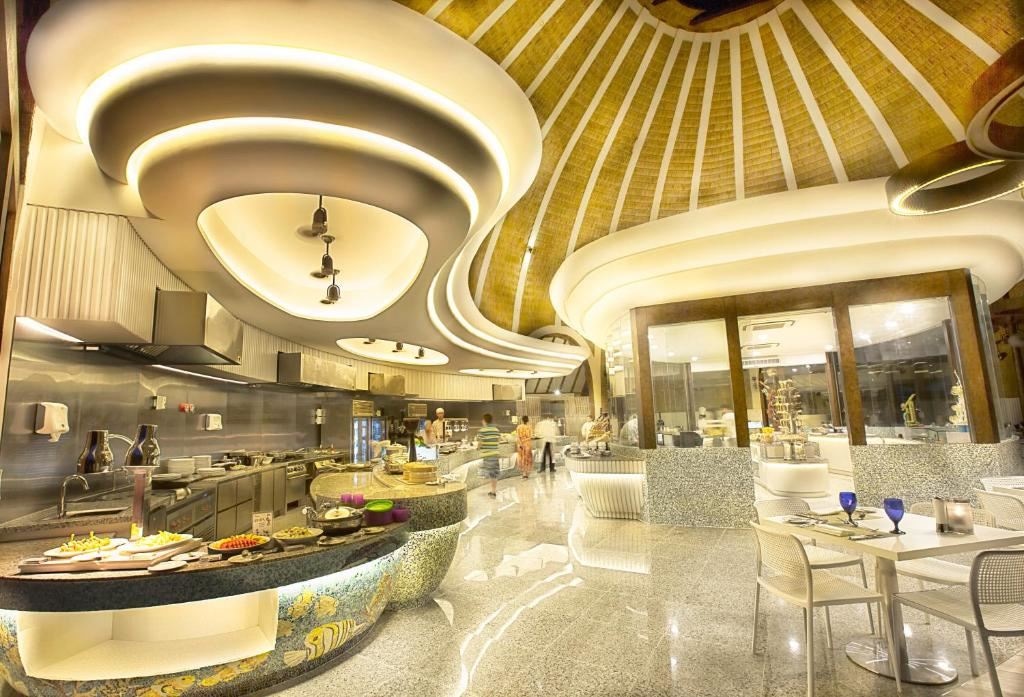 restaurants-restaurants