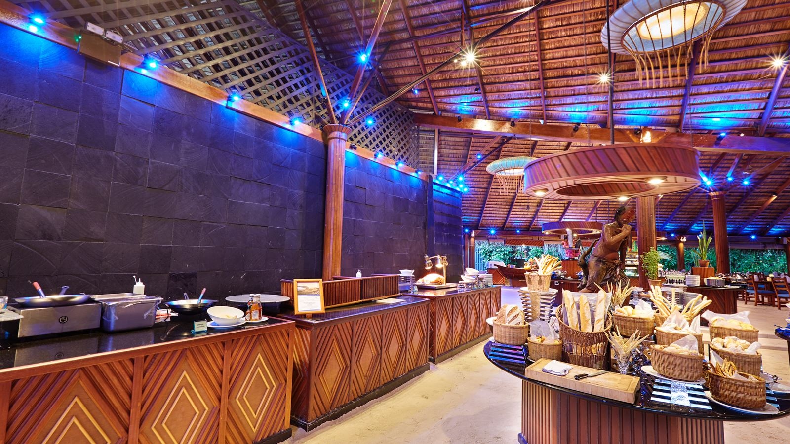 restaurants-koamas-restaurant