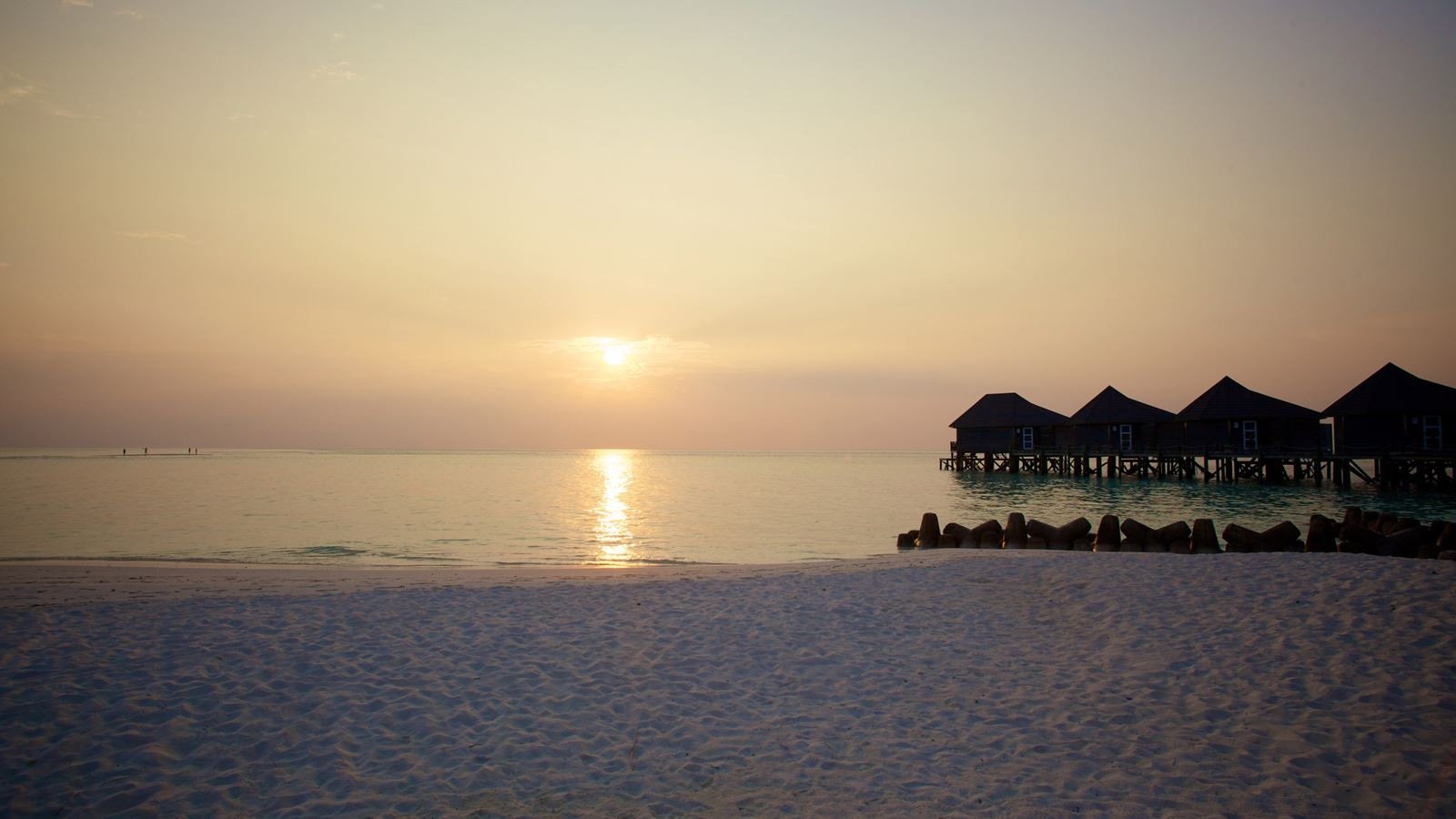 rooms-sangu-water-villas