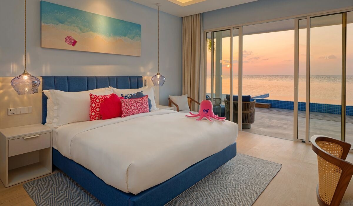 rooms-beach-villa-pool