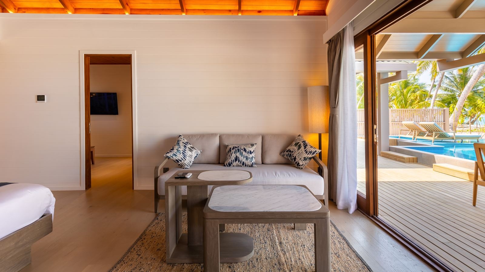 rooms-two-bedroom-beach-pool-villa