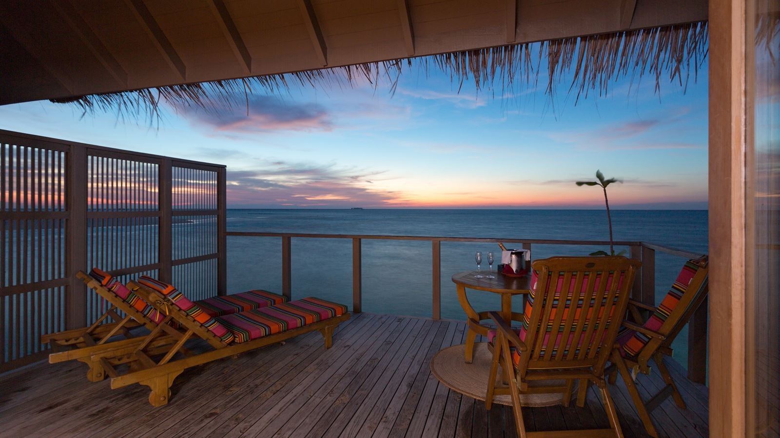 rooms-ocean-villa-18+-adults-only