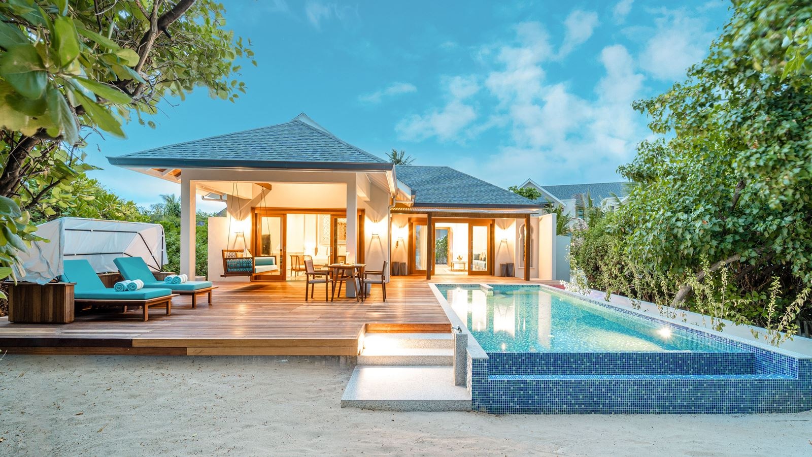 rooms-signature-beach-residence-with-sunrise-pool