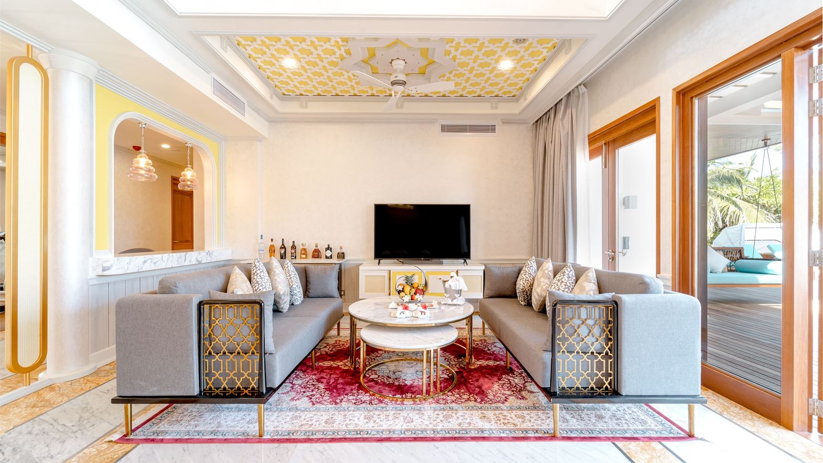 rooms-sultan-beach-residence-with-sunset-pool-4-br