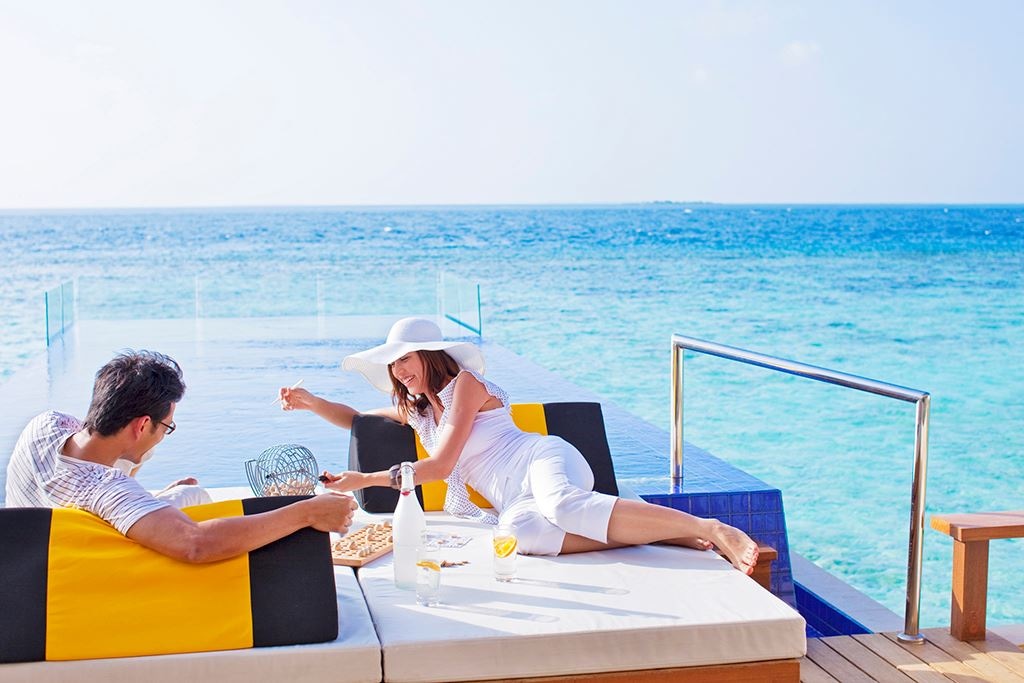 rooms-inocean-sunrise-pool-villa