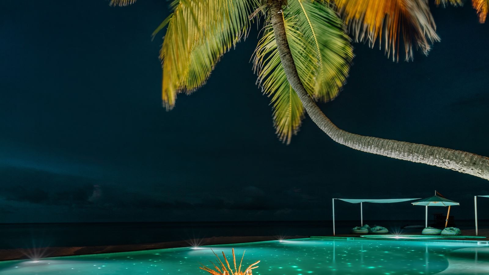 restaurants-kuredhi-bar