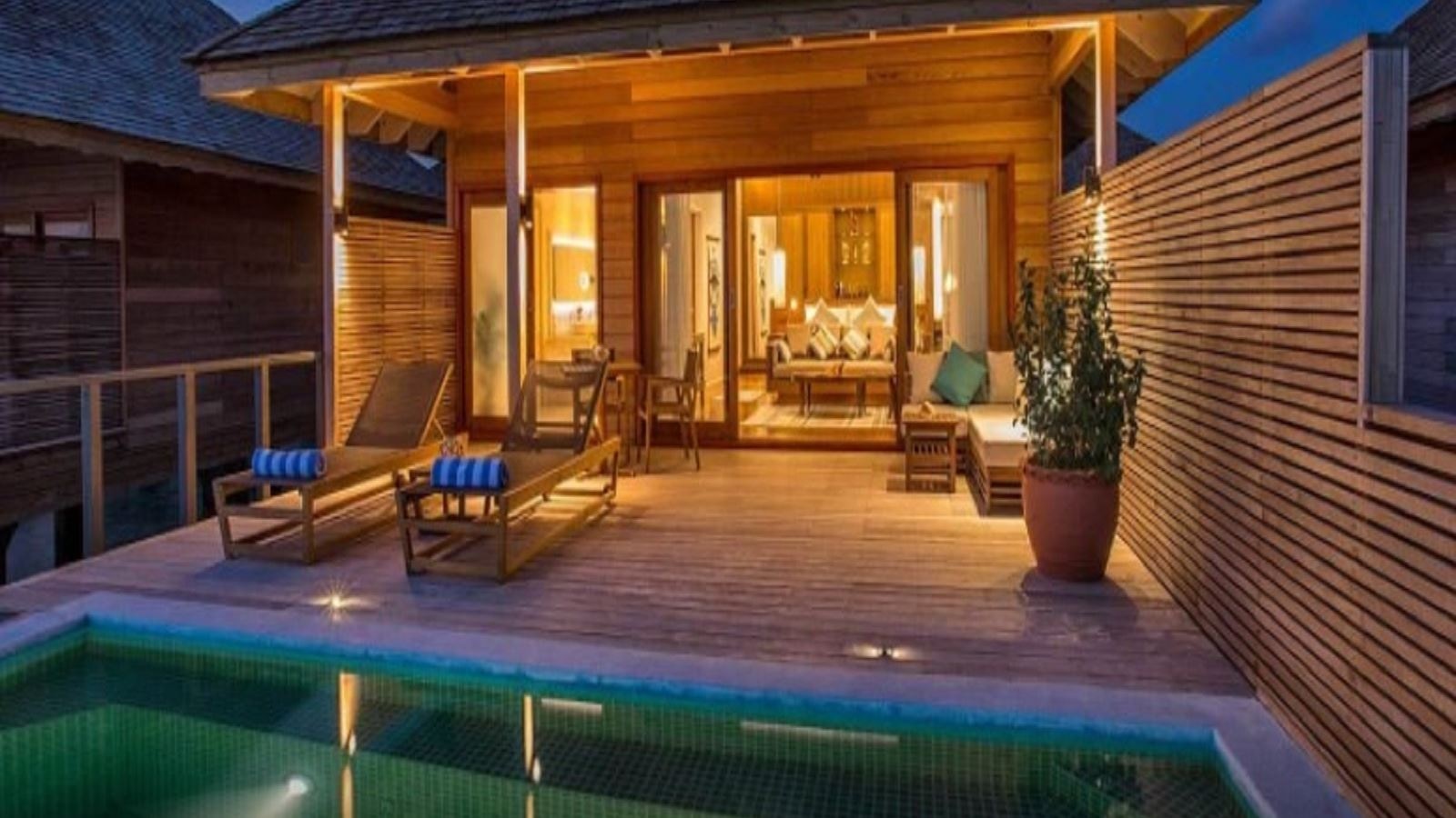 rooms-ocean-pool-villa