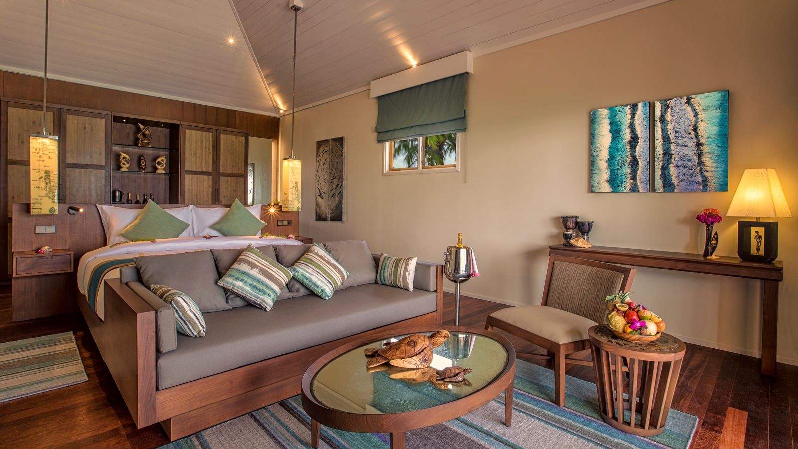 rooms-beach-pool-villa