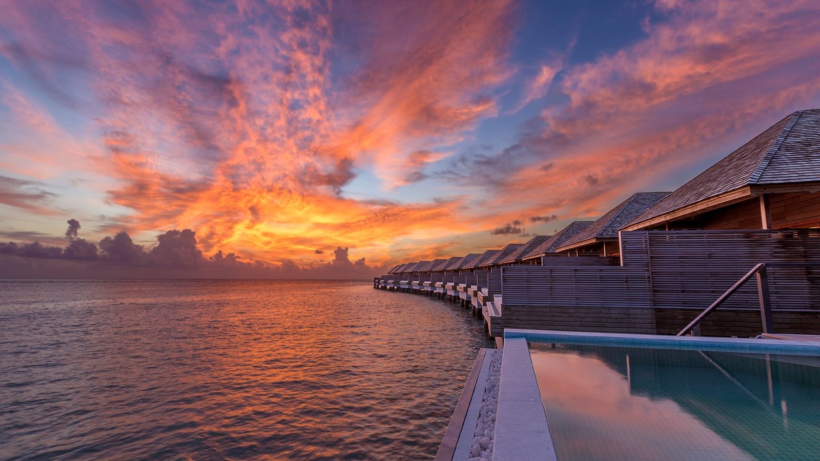 rooms-ocean-pool-villa