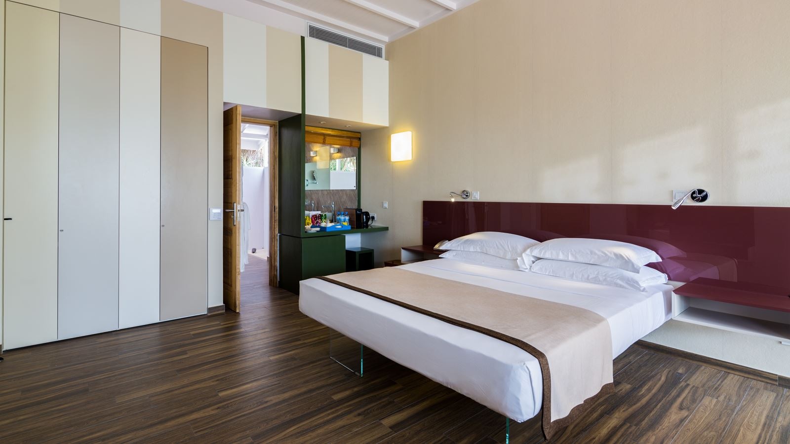 rooms-family-beach-villa