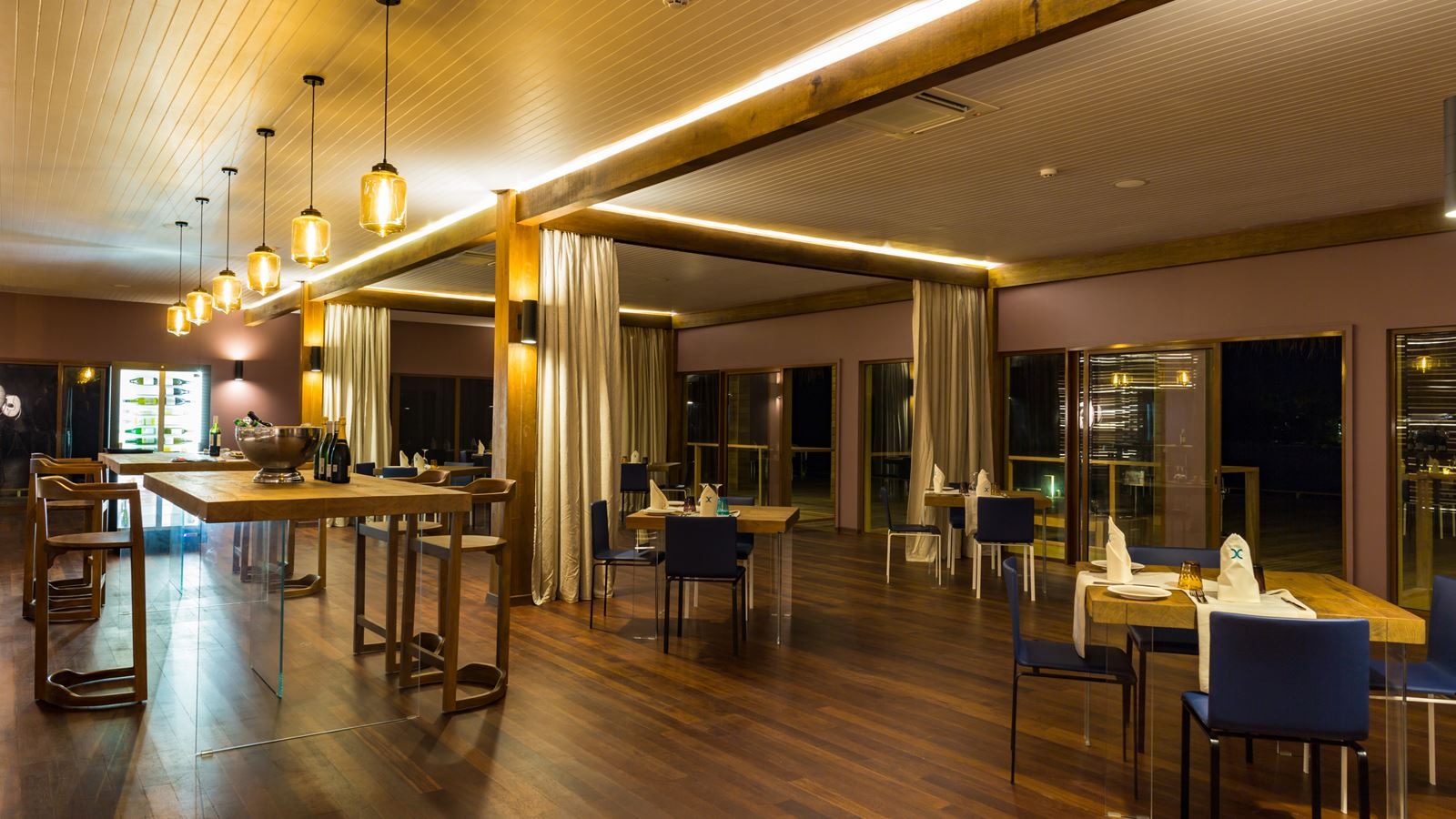 restaurants-manta-restaurant