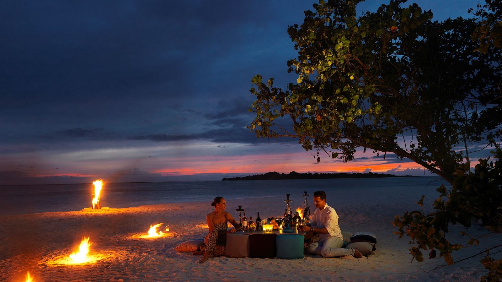 restaurants-palm-square