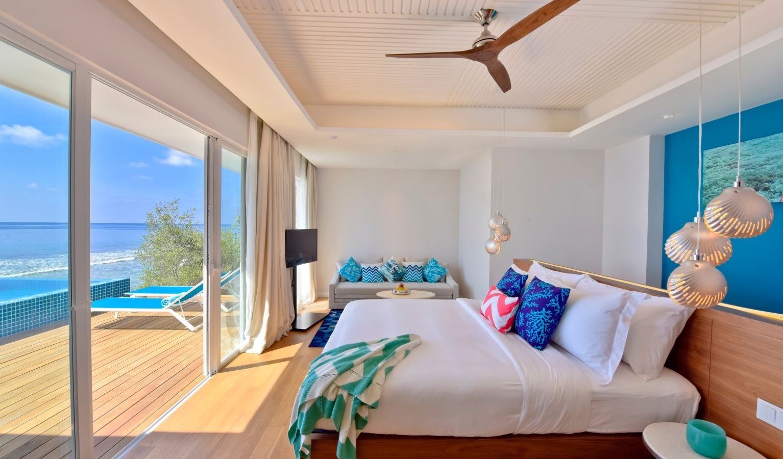 rooms-ocean-pool-villa