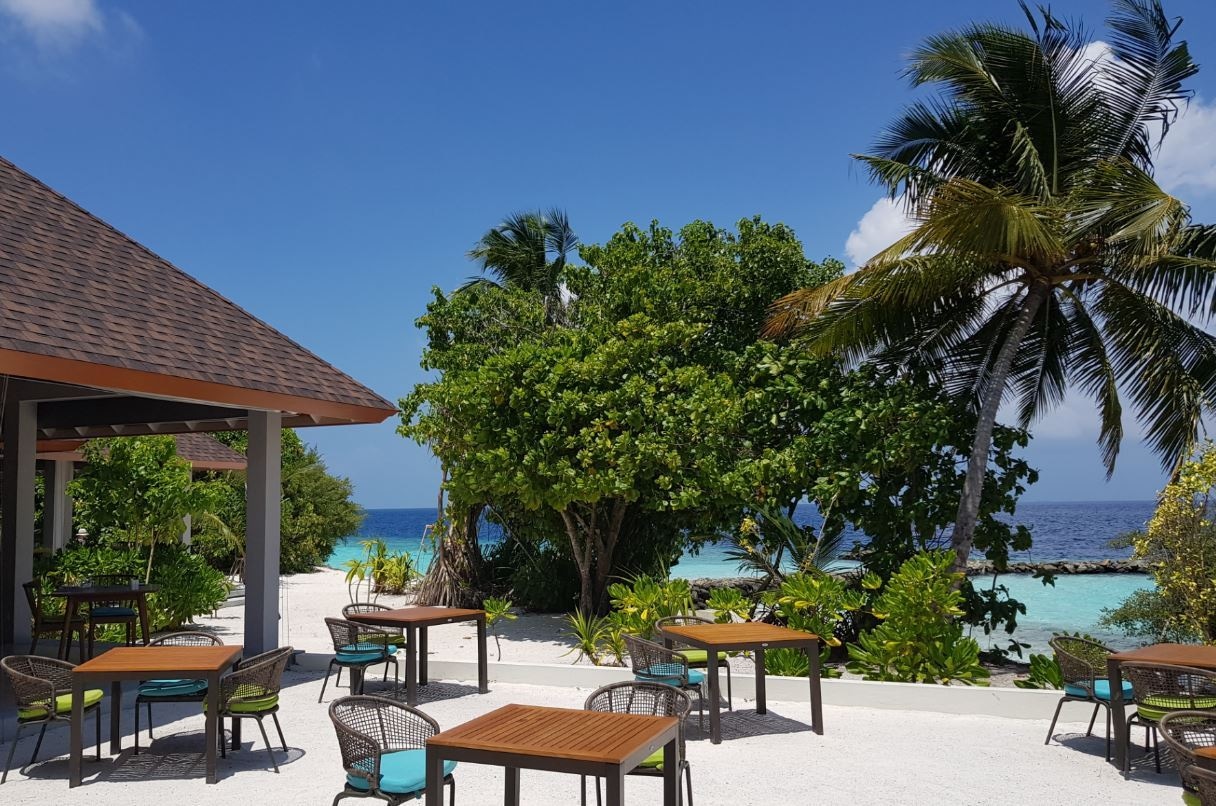 restaurants-capers-buffet-restaurant