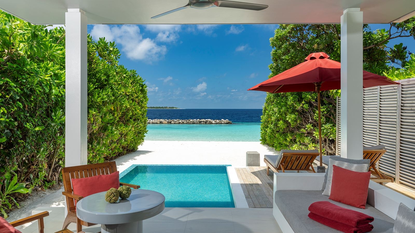 rooms-beach-villa-with-pool