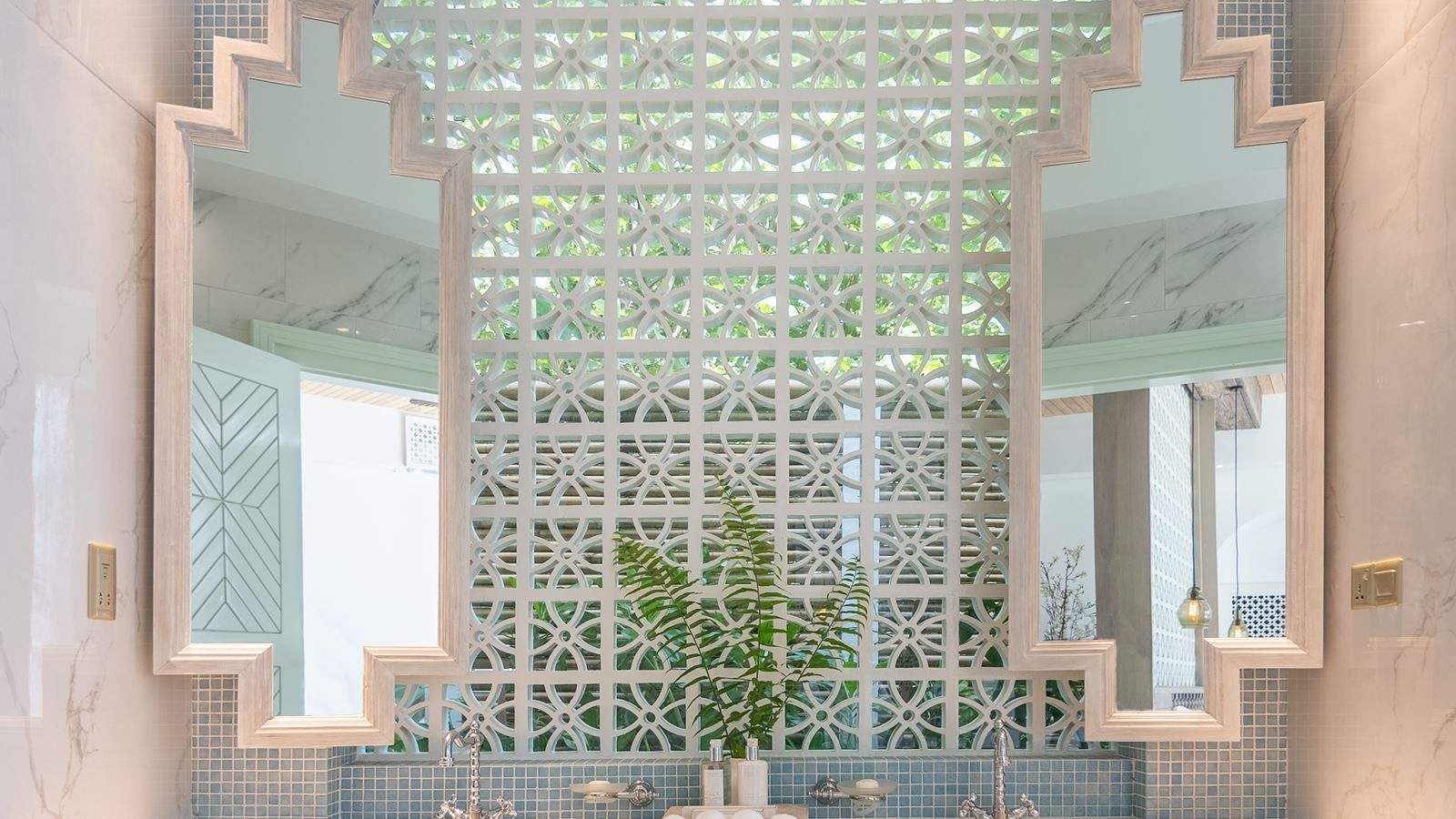 rooms-beach-pool-suite