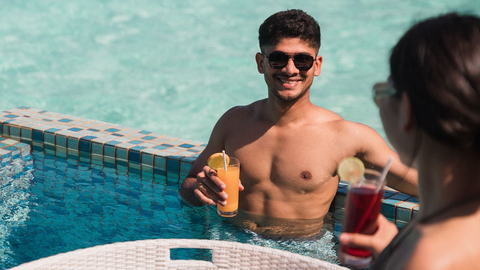 rooms-over-water-sunrise-pool-villa