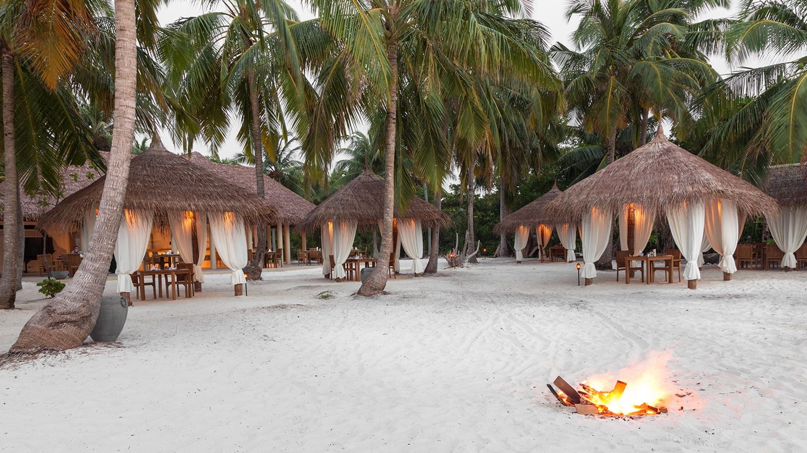 restaurants-reethi-grill